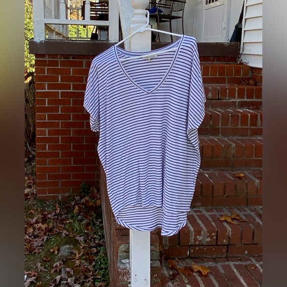 Express One Eleven V-Neck High Low Striped Top Short Sleeve Size Large - Picture 3 of 15